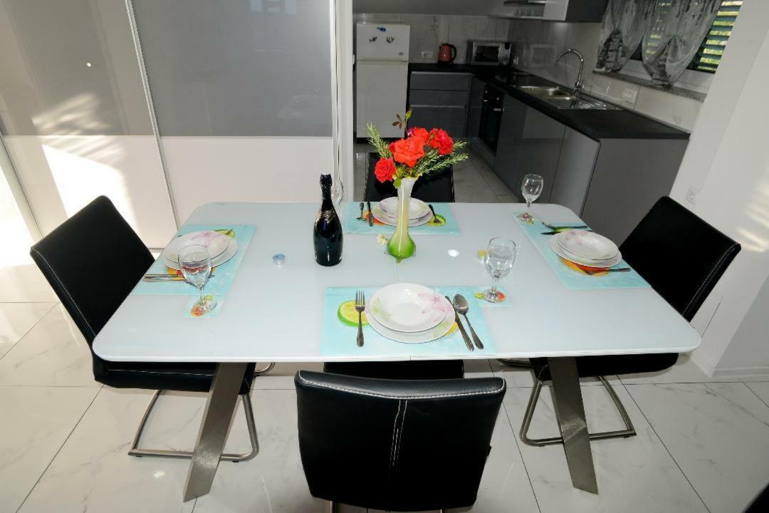 Apartment Olive Jovici  Exteriör bild